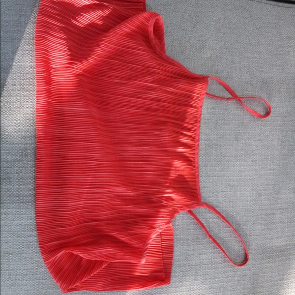Club Monaco pleated red tank - Picture 6 of 8